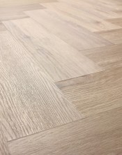 Herringbone WEMBLEY OAK